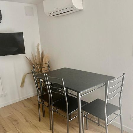 Charmant Et Confortable Appartement Narbona Exterior foto