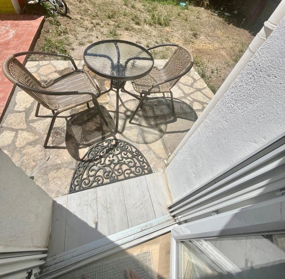 Charmant Et Confortable Appartement Narbona Exterior foto