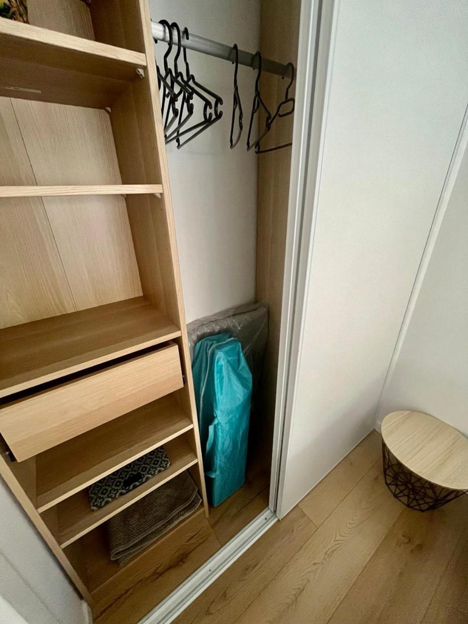 Charmant Et Confortable Appartement Narbona Exterior foto