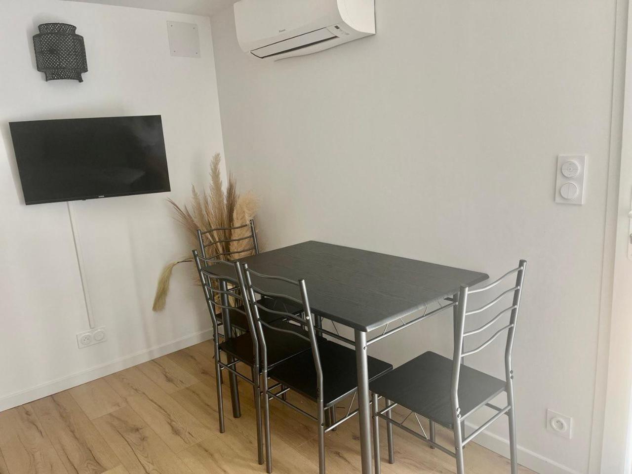 Charmant Et Confortable Appartement Narbona Exterior foto